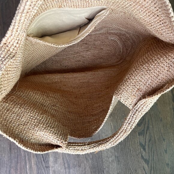 Monday Swimwear tote - Picture 3 of 4